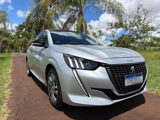 PEUGEOT 208 1.6 16V FLEX GRIFFE AT6